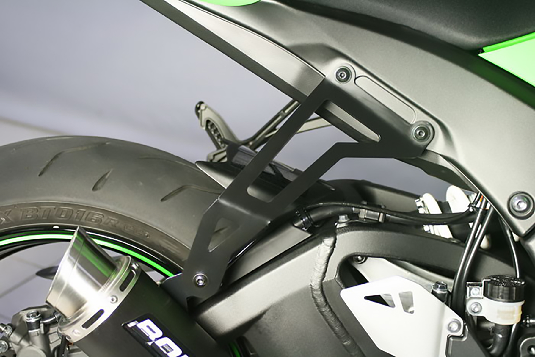 KZX10R-057